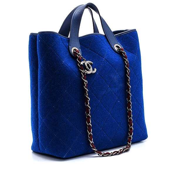 Chanel - Blue Quilted Felt Medium Shopping Bag